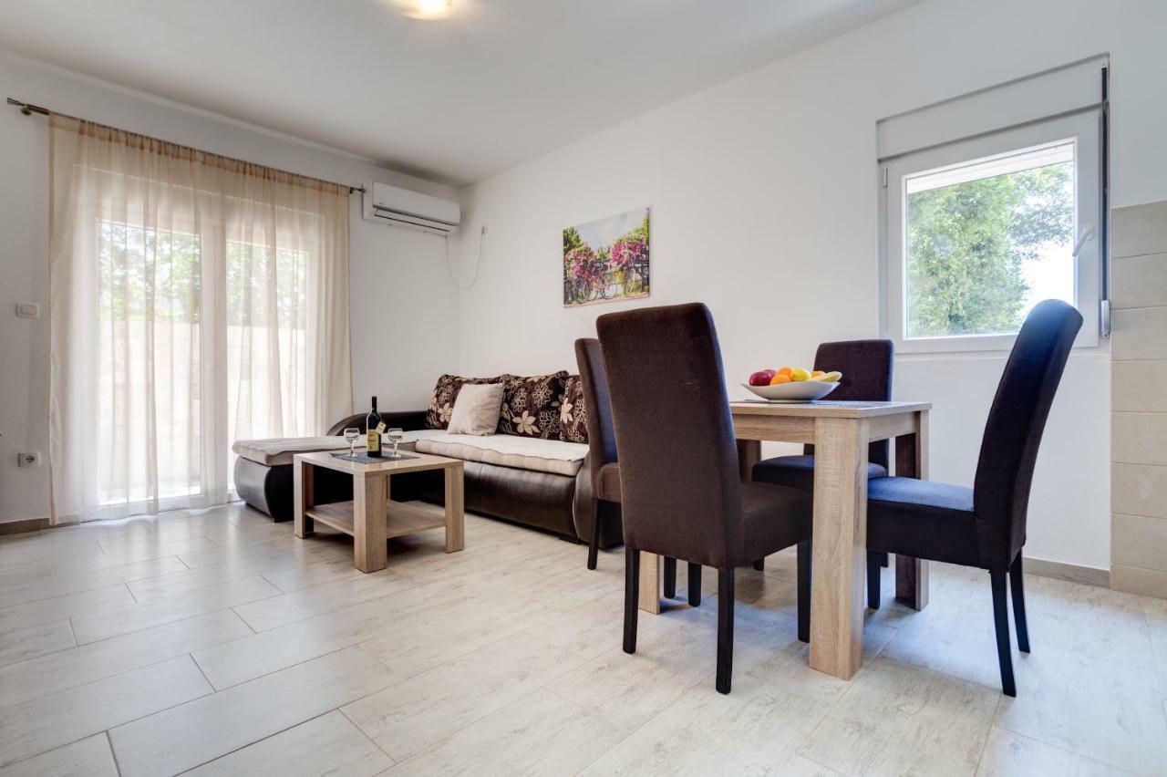 Fort City Apartments Tivat Exterior foto